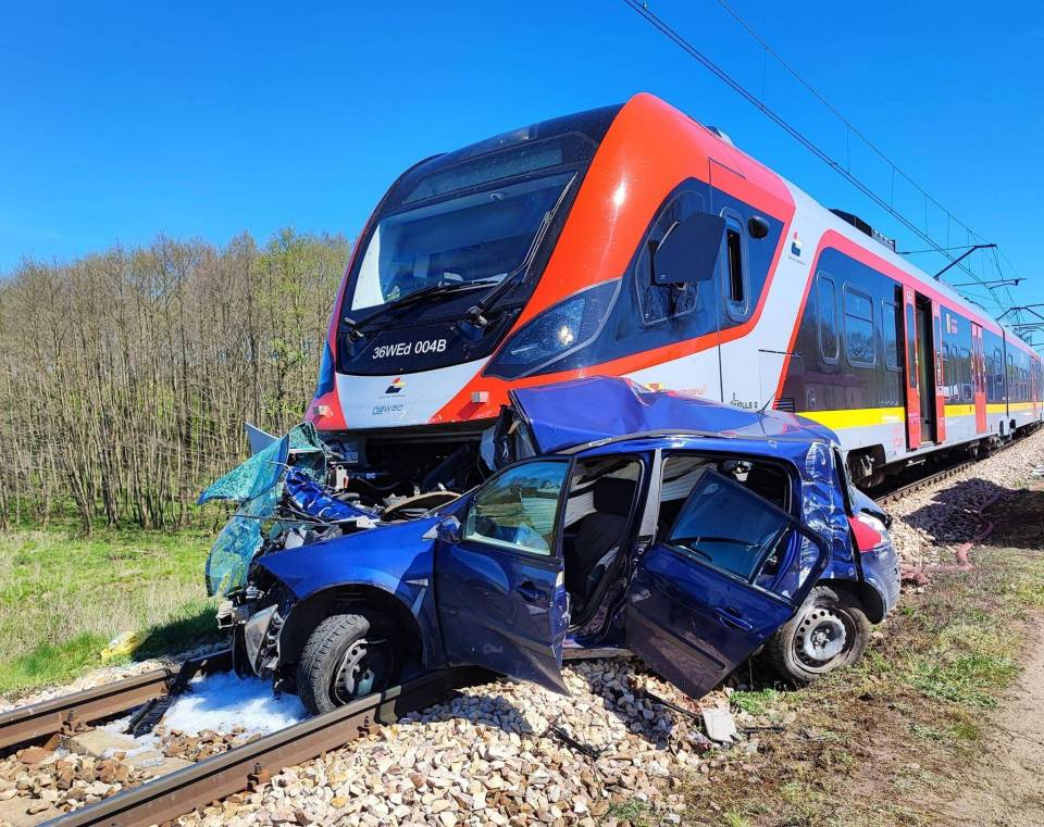 EBR24 - Wiadomości Brzeziny - Wiadomości - Koszmarny Wypadek W ...